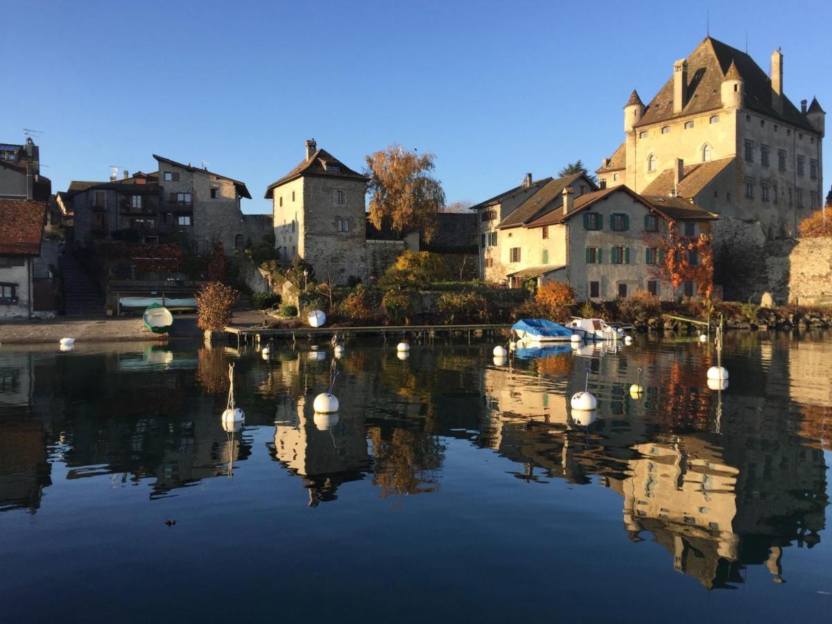 A Room With A View - Maisonnette Dans Bourg Medieval Au Bord Du Lac Leman Yvoire Εξωτερικό φωτογραφία